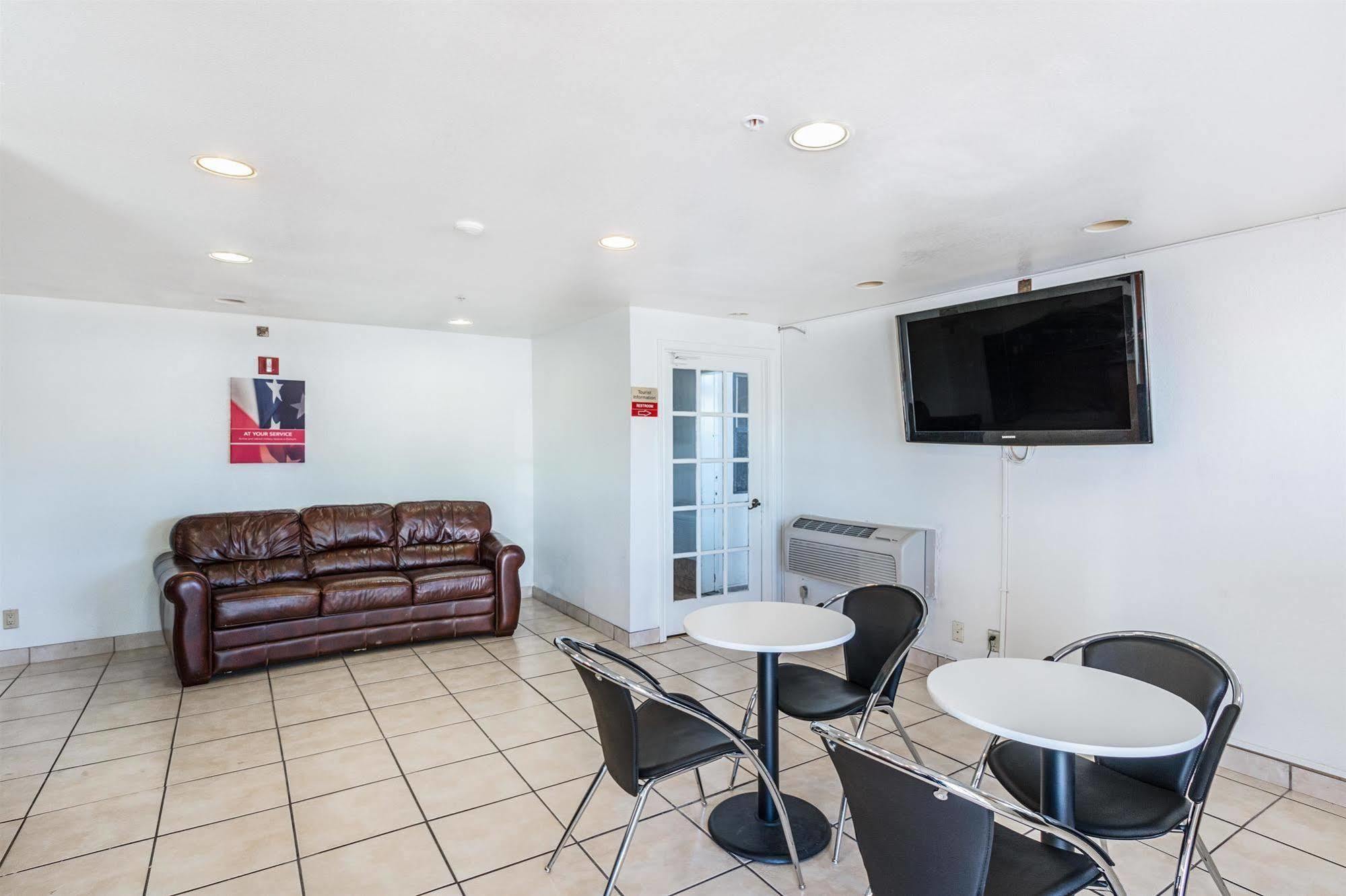 Motel 6-San Marcos, Tx - North Екстериор снимка
