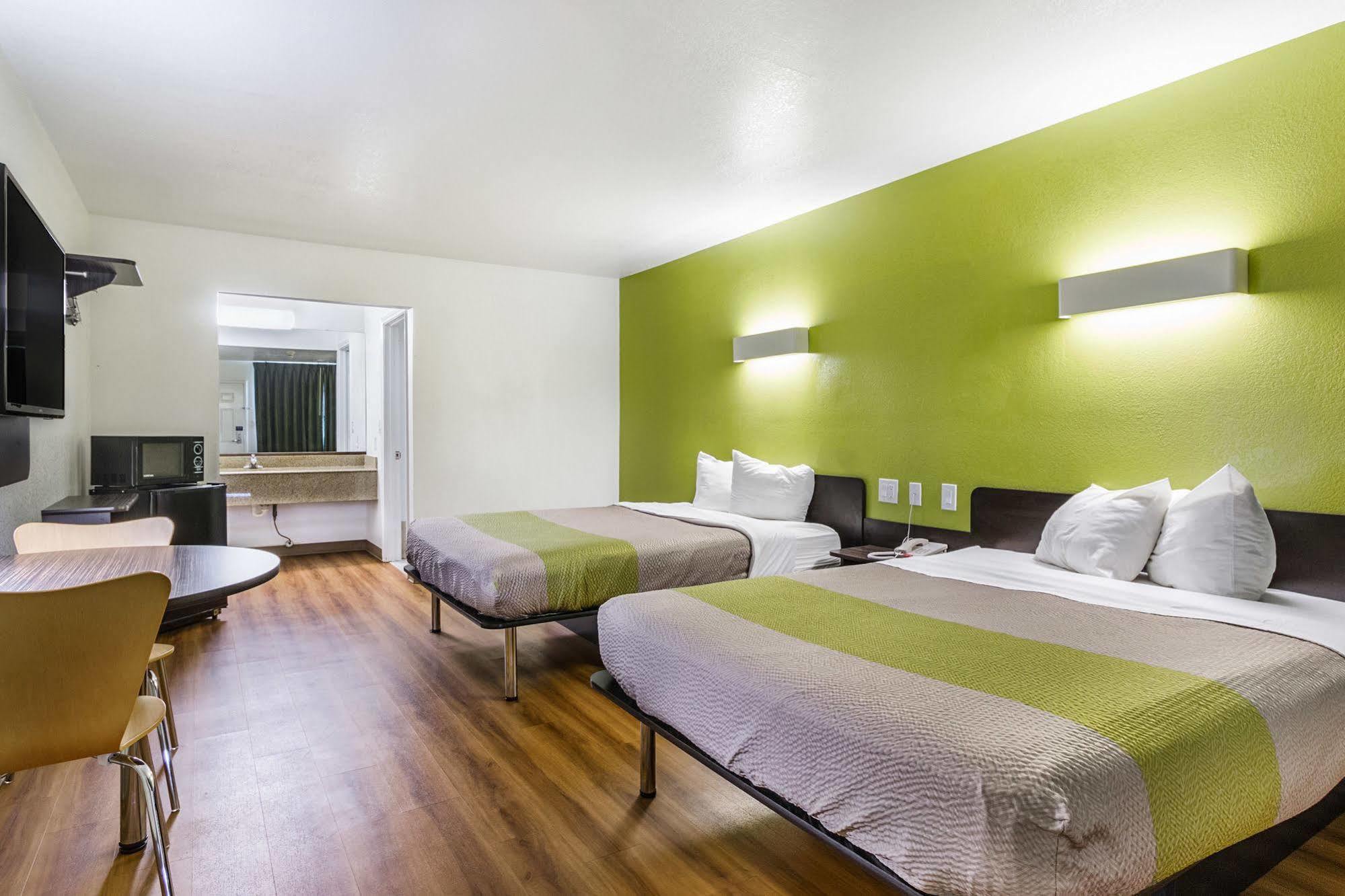 Motel 6-San Marcos, Tx - North Екстериор снимка